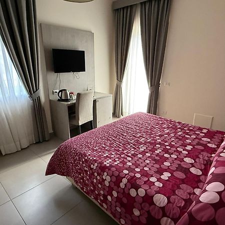 Bed And Breakfast Aereoparking Naples Exterior photo
