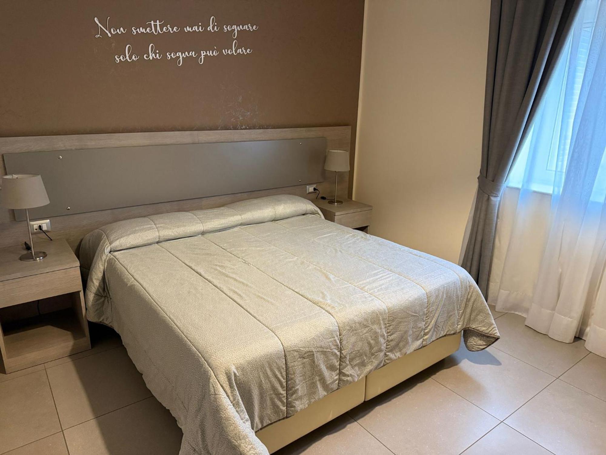 Bed And Breakfast Aereoparking Naples Exterior photo